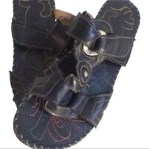LASSEN TRULA Adjustable Sandal SZ 9.5M Y